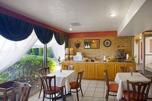 Whitten Inn ואן הורן מראה חיצוני תמונה